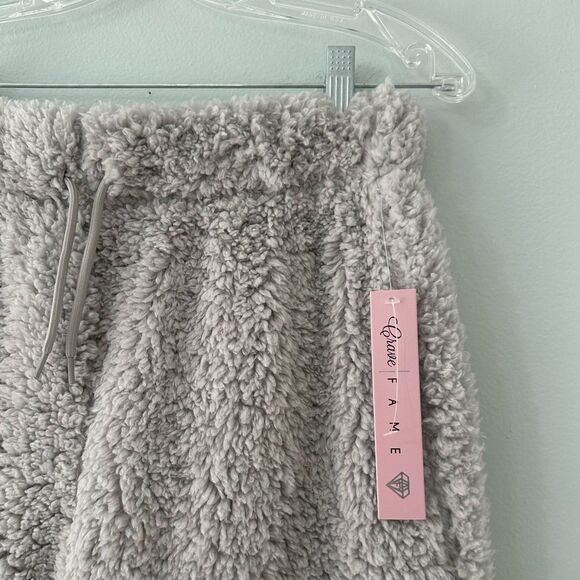 NWT Crave Fame High-Rise Sherpa Joggers Grey Clouds Sweatpants Juniors'  Small - Picture 6 of 7